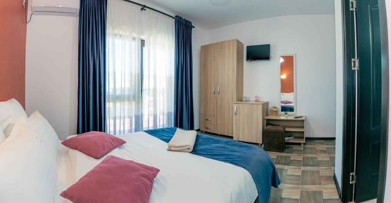 Casa In Culori Vama Veche Ξενοδοχείο Εξωτερικό φωτογραφία