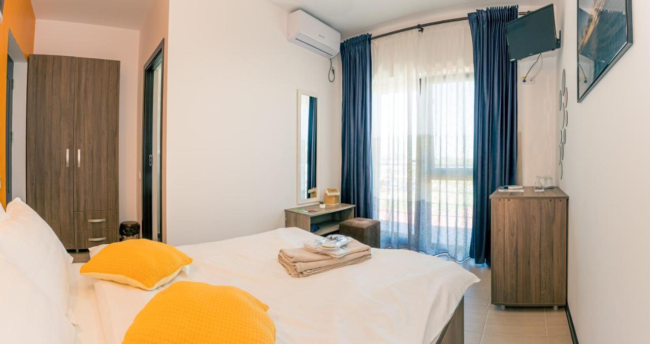 Casa In Culori Vama Veche Ξενοδοχείο Εξωτερικό φωτογραφία